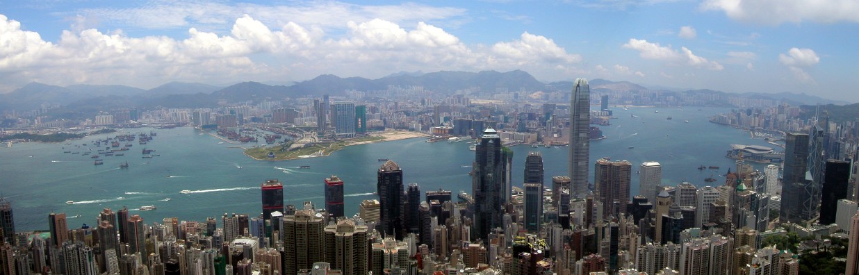 2004-HongKong-7312600m3 The Kowloon Straits, Hong Kong 2004