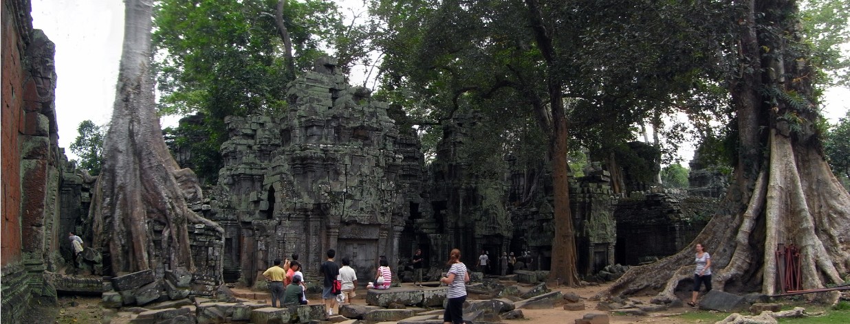 pano-taphrom Ta Phrom Temple, Cambodia 2008