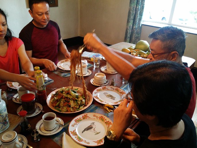 CameraZOOM-20160430080829117 Breakfast Beehoon
