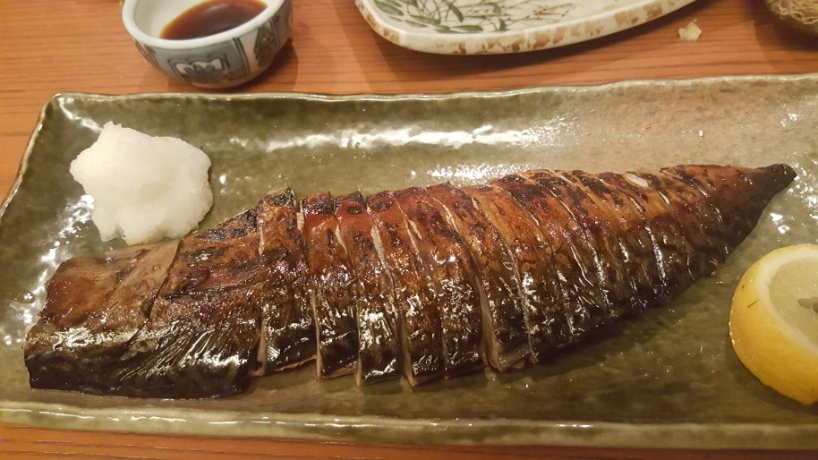 20161109_185414 Excellent cherrywood smoked Mackerel ... deep oaky taste