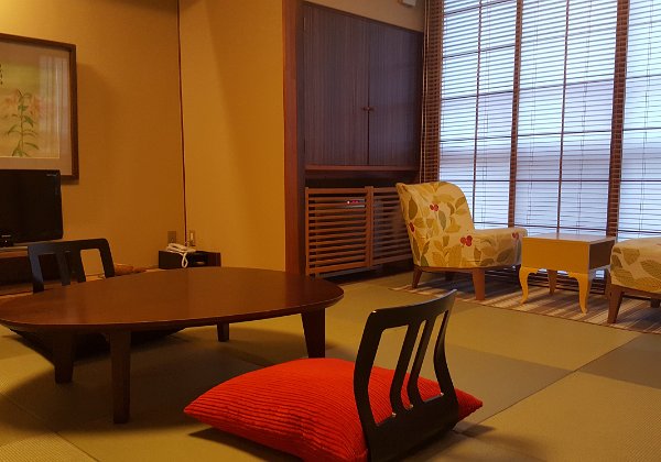 Dai Onsen 台温泉 - Yamayuri no Yado やまゆりの宿 Semi-modern ryokan in a seculded old onsen town