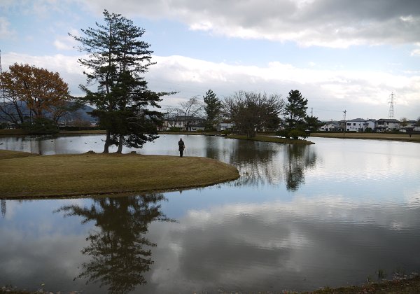 Hiraizumi 平泉 Day 2 Seeking serenity at Kanjizaiō-in 観自在王院 and Mōtsū-ji 毛越寺. Eating the famous mochi set meals of hiraizumi and admiring the...