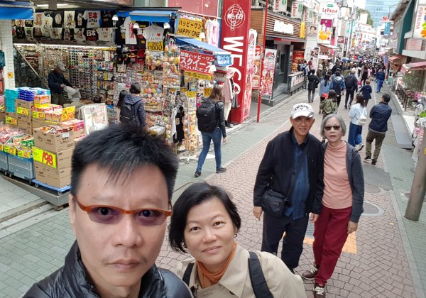 Harajuku 原宿 Our first time to trendy Takeshita Steet although we have been to tokyo many times