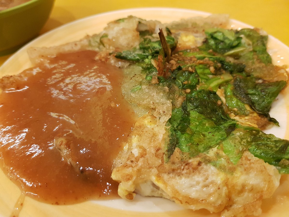 20171208_223454 The first orh-lua. Sauce by the side, as I was told by friends that they did not like the sauce. Still I had to try what it taste like. Starchy sweet. Agreed,...