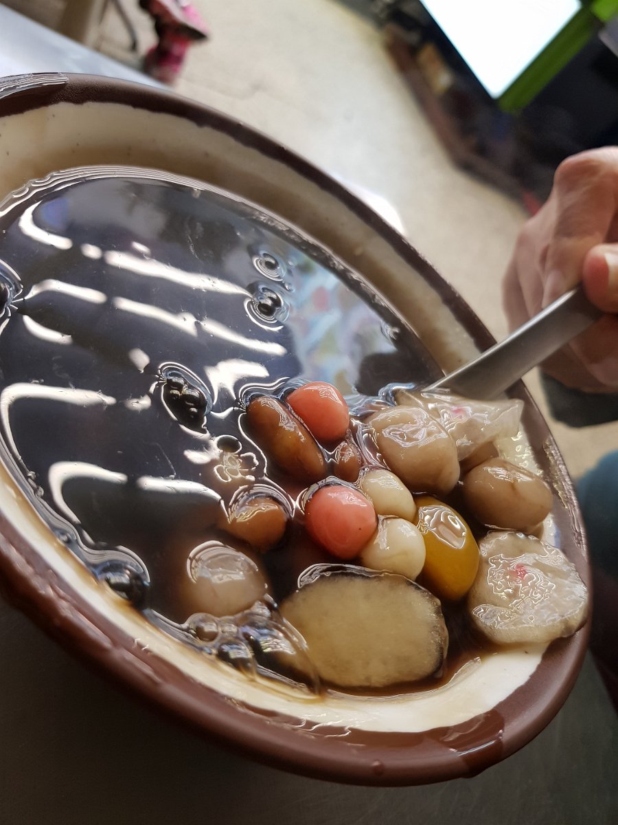 20171208_225024 Hot glass jelly with lots of mochi balls