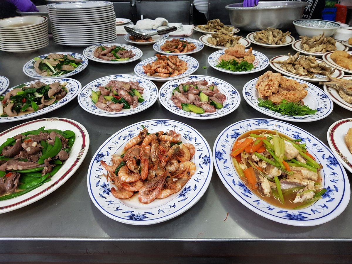20171209_142759 Wish we had more people to try all this dishes