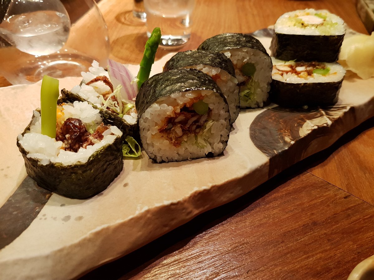 20171209_192648 Soft shell carb maki was so-so