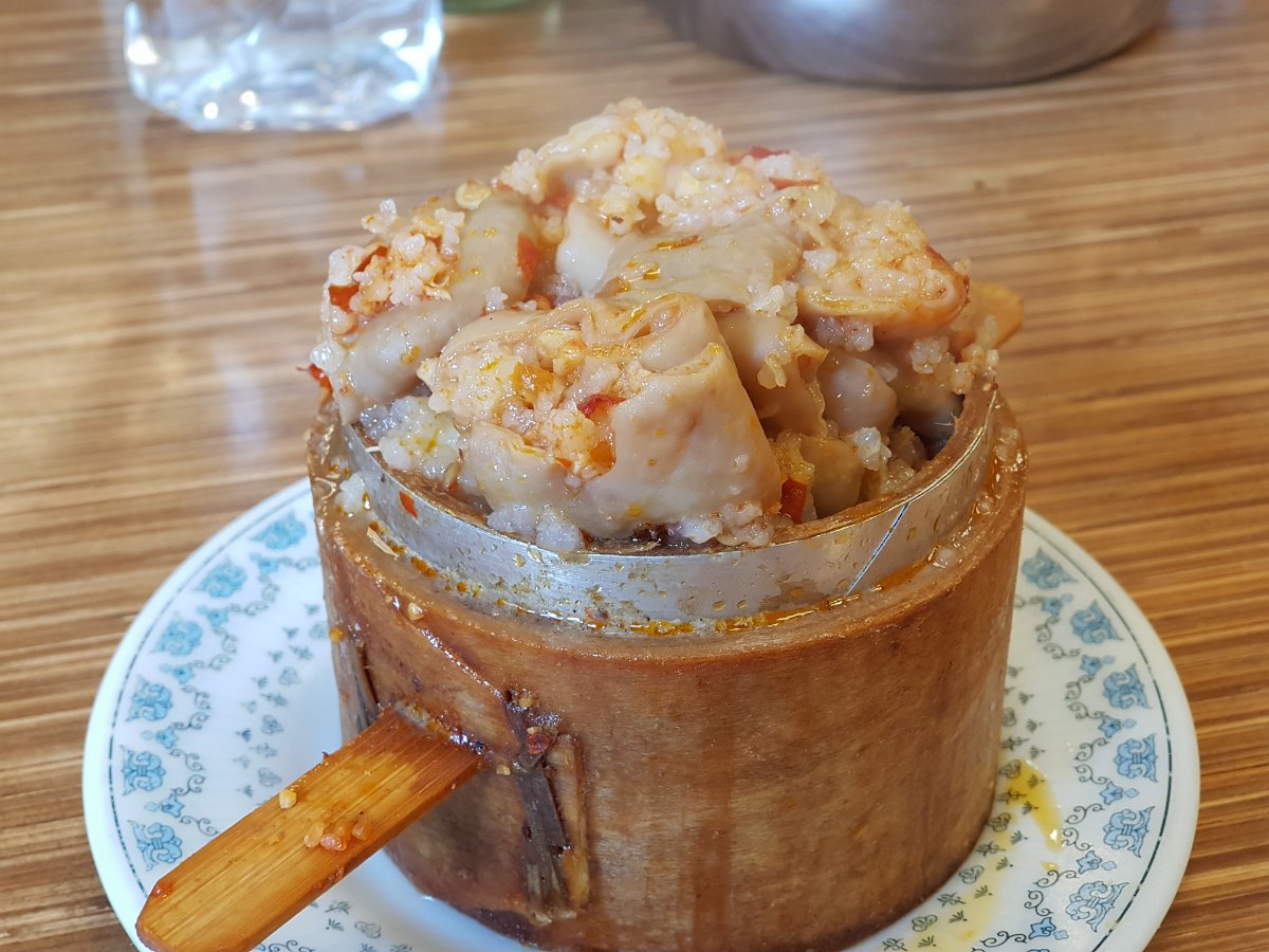 20171210_141250 Steamed intestine with glutinous rice. This is the BEST dish