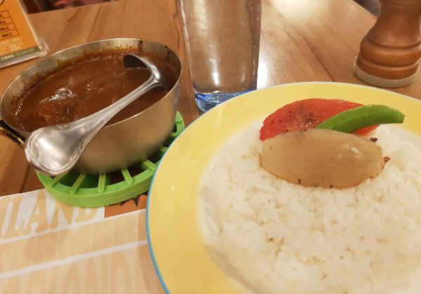 Curry Champ Curry was not what I imagined my first meal in taiwan. However, it was 3pm and I did not have anything to eat since...