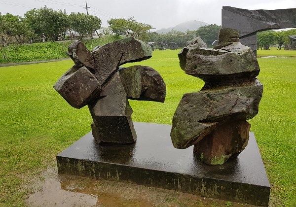 Ju Ming Museum 朱銘美術館 So glad to be able to enjoy Ju Ming's tai chi series and his other works. The place is huge. We abandoned the rest of...