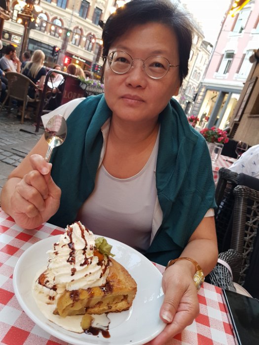 20180527_221839 Their famous applecake