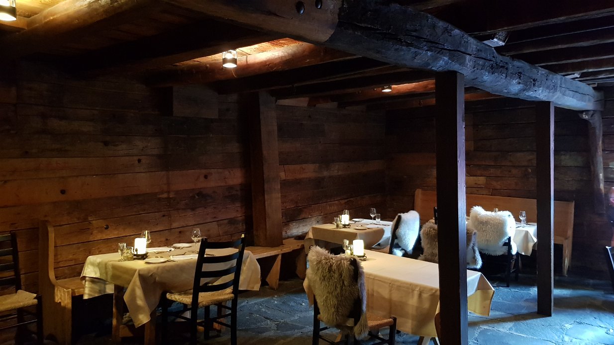 20180529_202257 Nice warm interior of the old Bryggen wooden houses. Never thought I said this, but we opt to sit outside as it was cooler