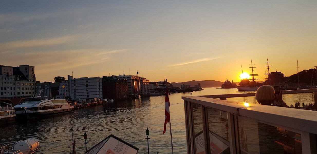 20180529_221530