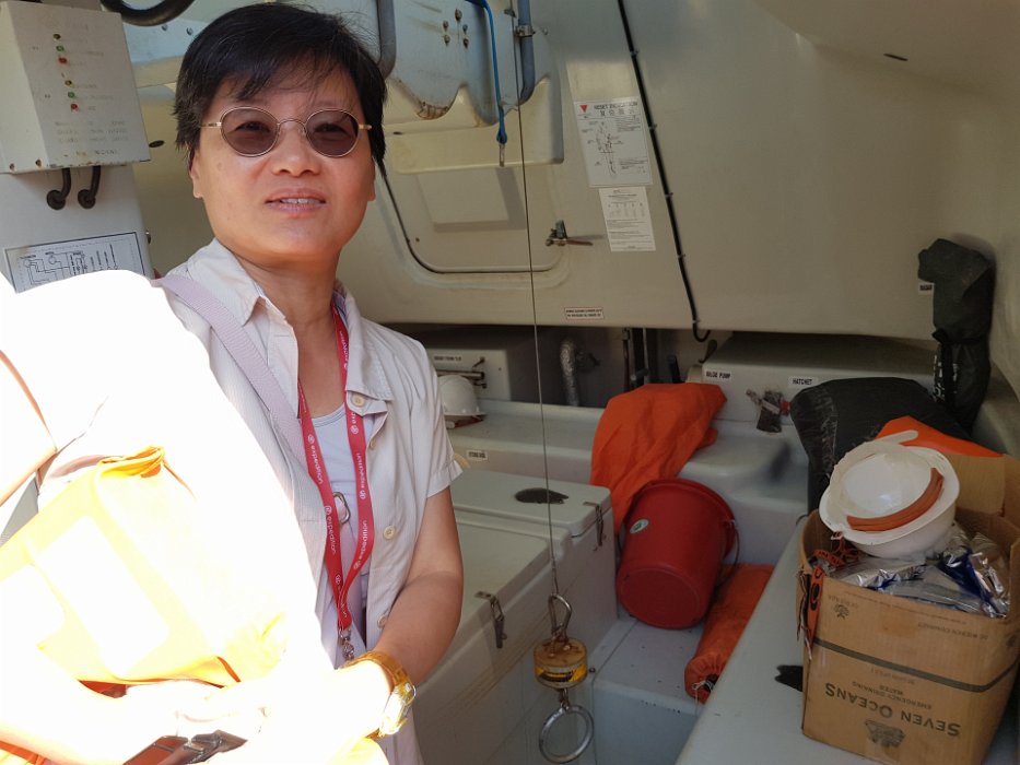 20180531_173449 Validating the emergency equipment