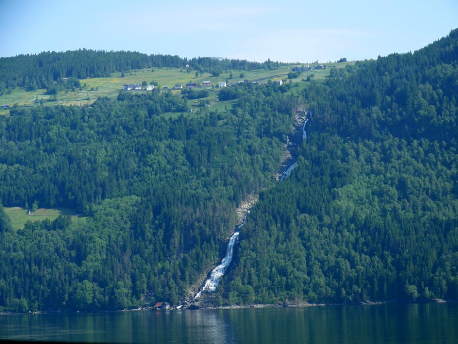 P1070456