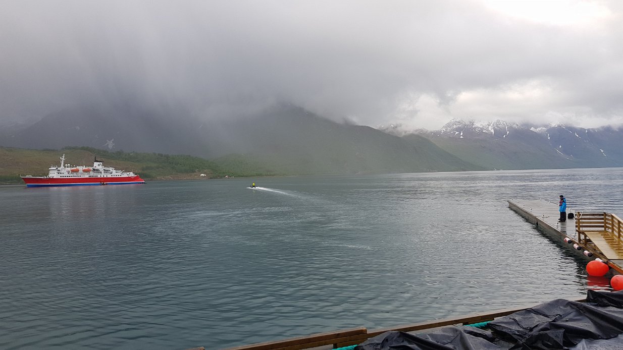 20180606_081839 G Expedition @ fjord near Svartisen