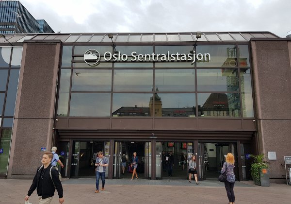 May 29 2018 To Bergen via NSB Booked for Komfort seat for additional NOK100 considering that it was a 7hr ride. On hindsight, it was probably not...