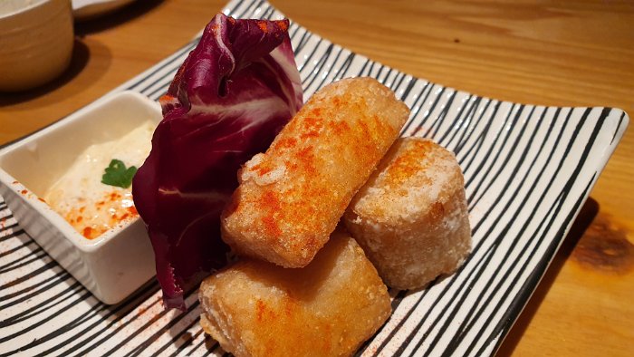 20191010_192438 人気 #1 dish - fried mountain yam