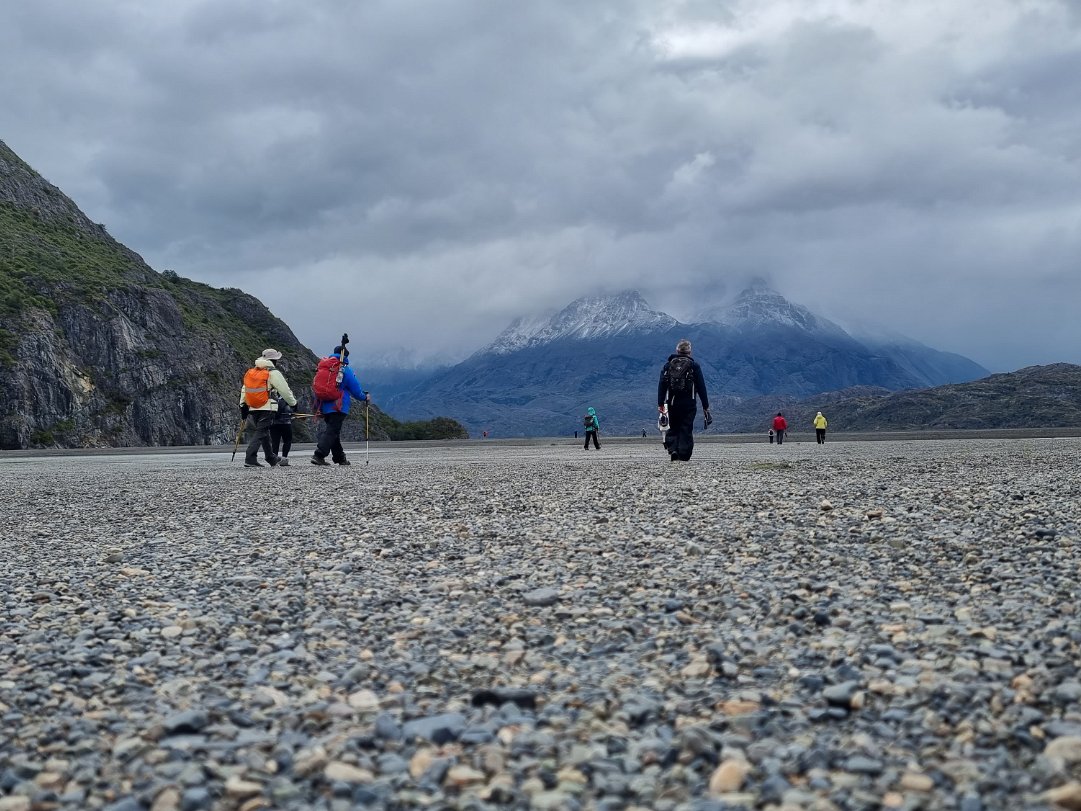 Grey Glacier Lookout While only a short 1-2km hike, it felt very tiring trying to walk on a beach with huge gravels and the wind blowing full...
