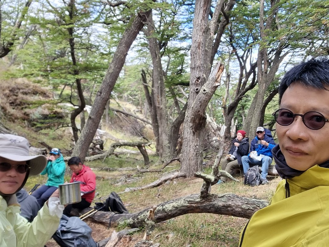 Weber Hike Lunch Stop Having my favourite chickpea hamburger, caramelised onions with chicken slices. hot soup that the guides were carrying...