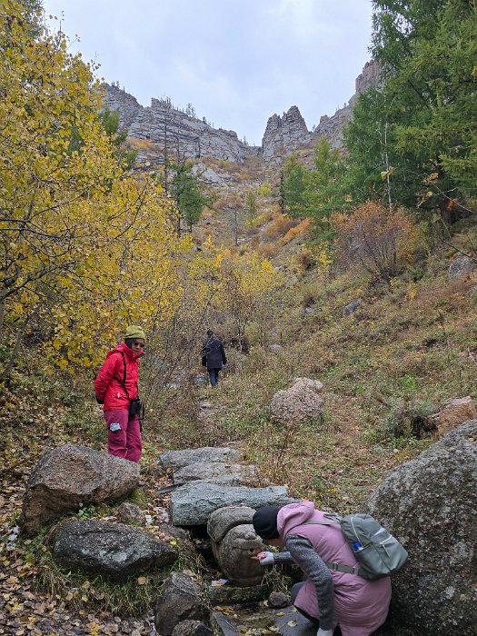 20240920_155833 Looking for the natural spring.